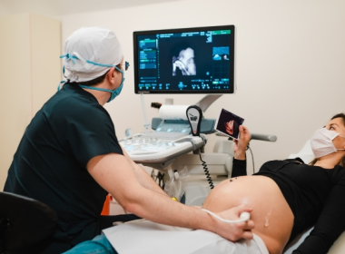 From Ultrasound to Delivery A Twin Pregnancy Journey