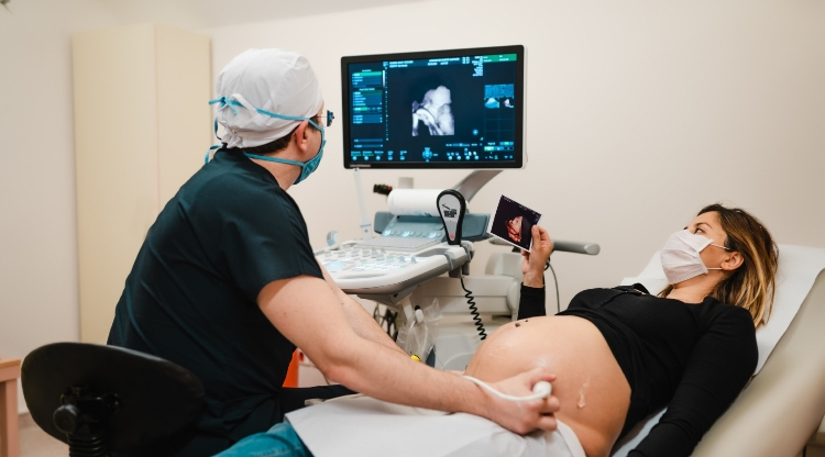 From Ultrasound to Delivery A Twin Pregnancy Journey