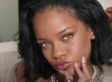 Why We're Obsessed with Rihanna's No-Makeup Makeup Look