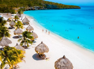 Paradise Dive into Curacao's Top 17 Life-Changing Experiences