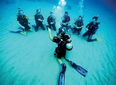 Unlocking-Adventure-in-Belize-Thrilling-Group-Activities