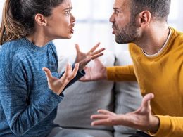 17 Gaslighting Phrases that Could Damage Your Relationships in 2024