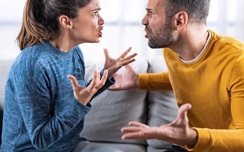 17 Gaslighting Phrases that Could Damage Your Relationships in 2024