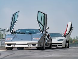 Lamborghini Countach Car