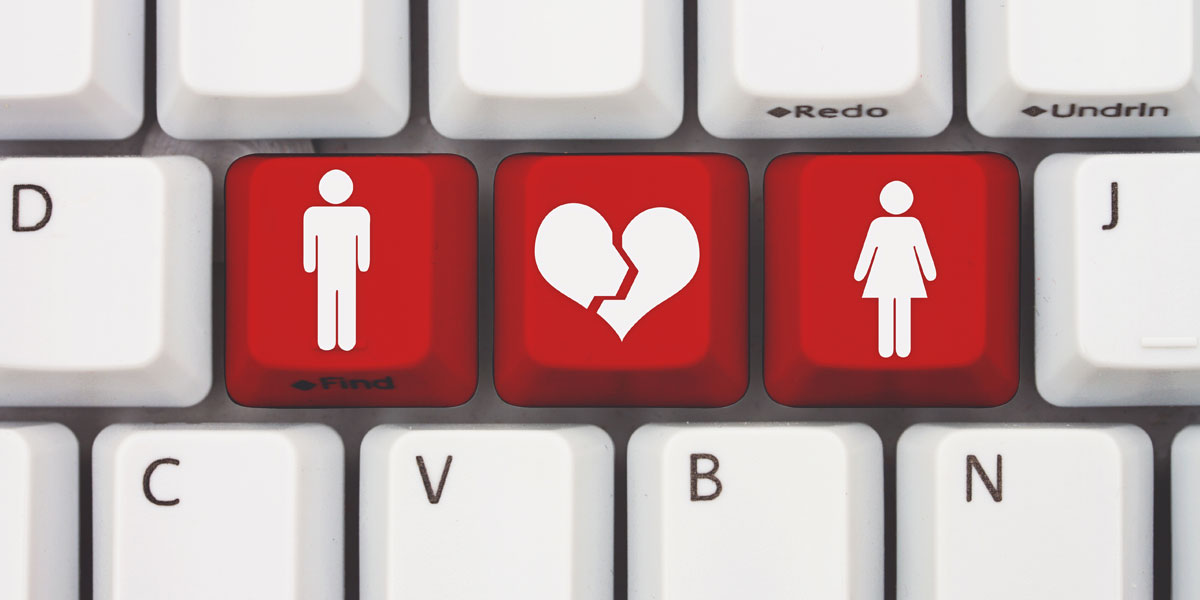 Online dating tips conversation: Mastering dialogues