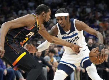 Timberwolves Sweep Suns in Upset! Euphoria Dampened by Coach Finch's Injury