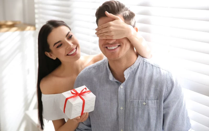 Finding the Perfect Gift for Him: A Comprehensive Guide to Impress Every Man