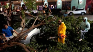 Severe Thunderstorms Ravage Houston: Devastating Winds Leave Four Dead and Over a Million Without Power
