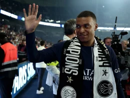 Kylian Mbappe Receives Mixed Farewell from Paris Saint-Germain Fans: Celebrating a Legacy Despite Divided Opinions