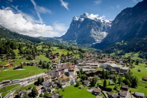 Sommerbild_Dorf_Grindelwald