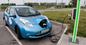 Electric Vehicles: Innovations in Battery Technology