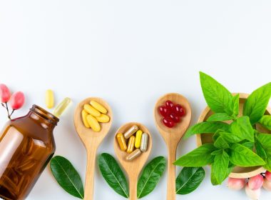 How to Navigate the Complex World of Health Supplements