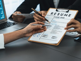 How to Write a Resume That Stands Out