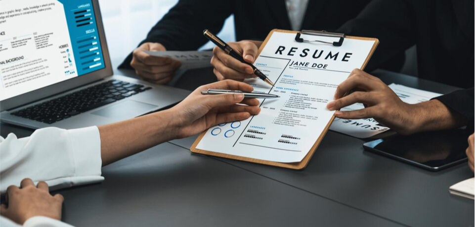 How to Write a Resume That Stands Out