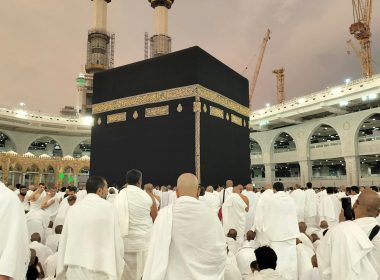 Perform Umrah from UK