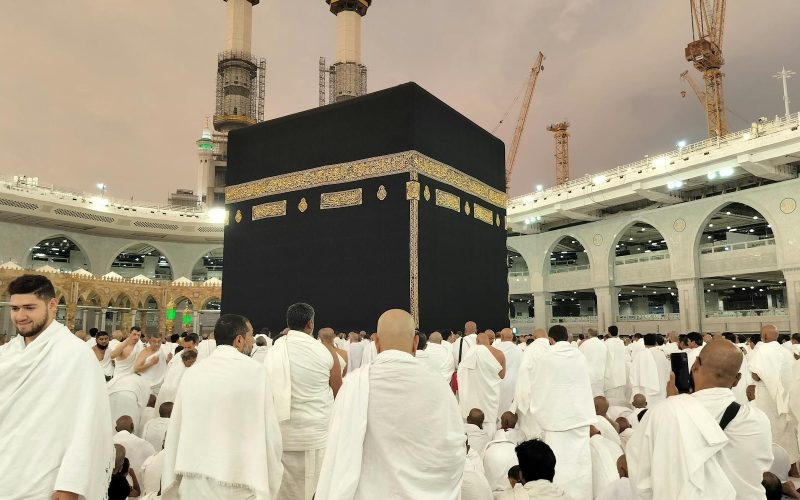 Perform Umrah from UK