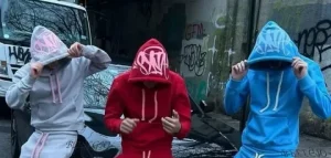 Syna World Clothing